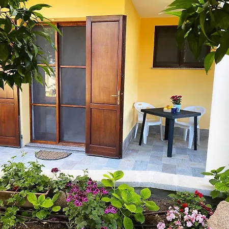 Domo Sa Funtana Apartment Olmedo Exterior photo